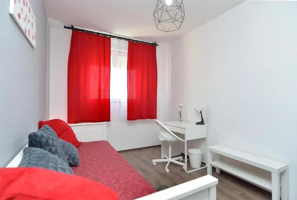 Apartment Maya Pula
